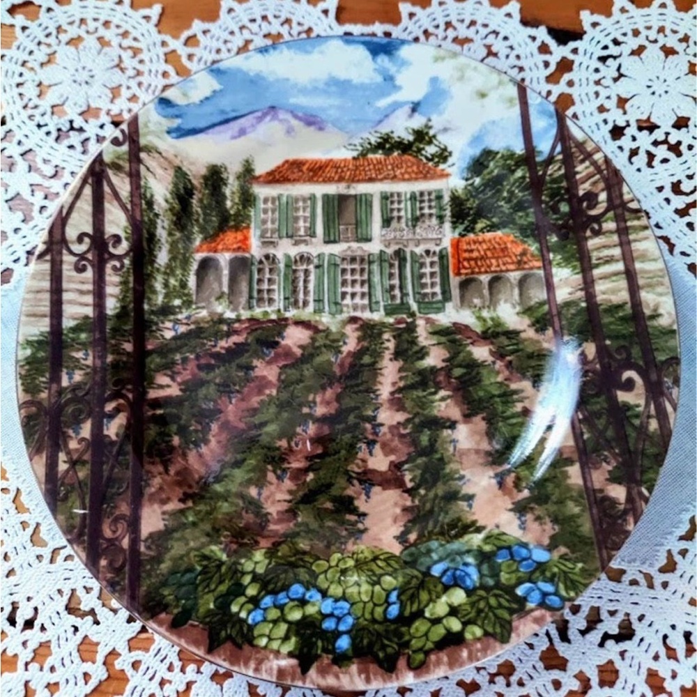 A set of four vintage of Bordeaux American Atelier Plates